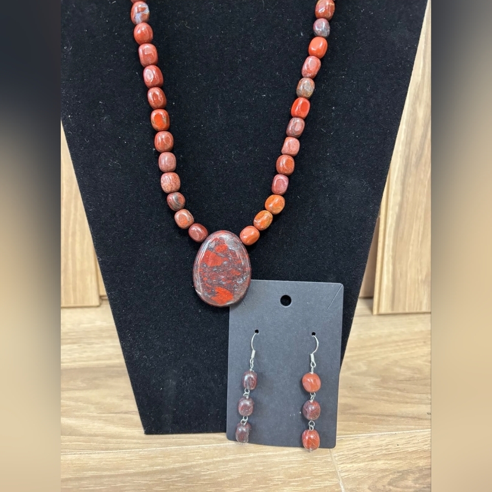 Beautiful Vintage Red Jasper Necklace